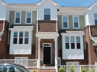 905 Morris Dale Ln, Cary, NC 27519