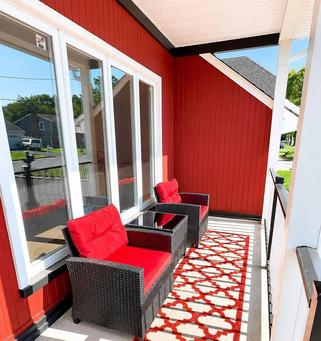 3 bed, 1.0 bath, 1568 sqft, $4,100 — Photo 2