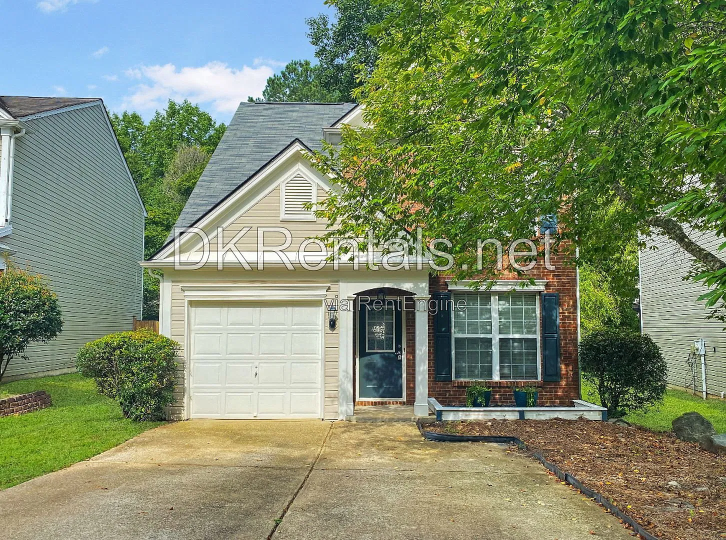 3 bed, 2.5 bath, 1435 sqft, $2,225 — Photo 1