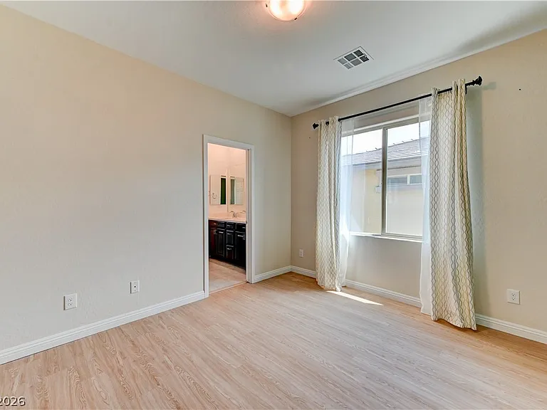 12393 Ferry Glide Ave — Photo 35
