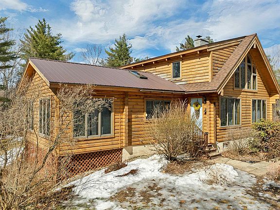 2nd image of 233 Ossipee Mountain Road