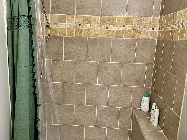 39 Arch St #2 — Photo 8