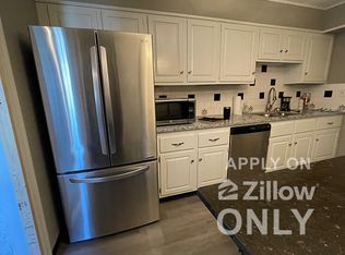 79 Cleveland St, Pawtucket, RI 02860