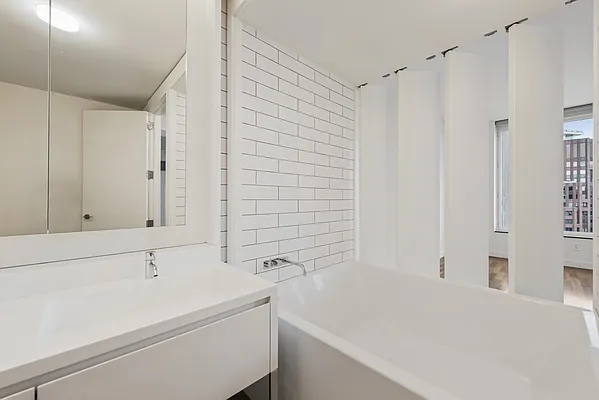 Rented by Nest Seekers International | media 84