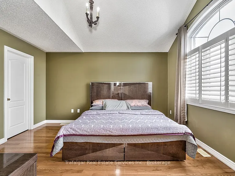2355 Hilda Dr — Photo 12