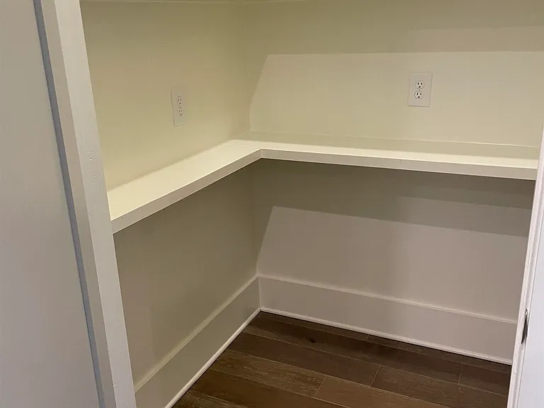 460 Heatherden Ave — Photo 28