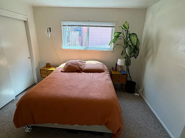 1611 McGee Ave #1 — Photo 3