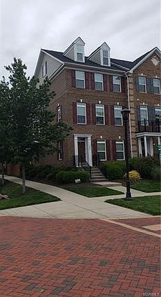 2nd image of 3900 Fish Pond Ln