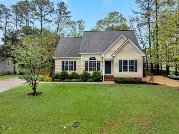 95 Torrington Ave, Franklinton, NC 27525