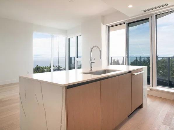 1475 Foster St #906, White Rock, BC V4B 5L8