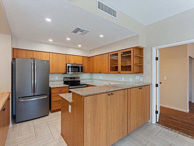 5557 N Crystal Mist Pl — Photo 4