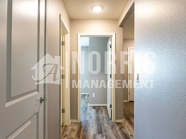 2577 N Agave Ln — Photo 8