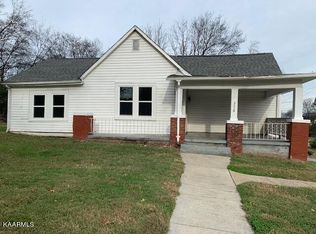 2433 Cecil Ave, Knoxville, TN 37917