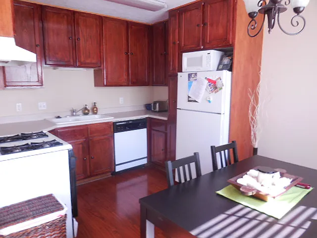 343 W 300 N #7 — Photo 3