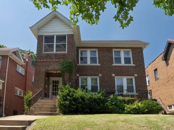 1115 Edward Ter, Saint Louis, MO 63117