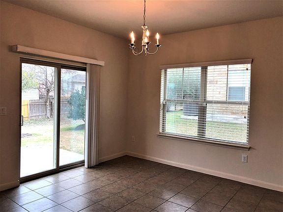 4th image of 1620 Bryant Dr Unit 1103