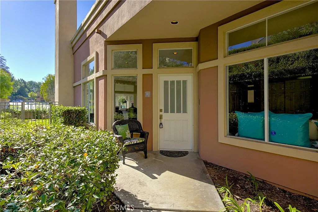 2 bed, 1510 sqft, $4,500 — Photo 1