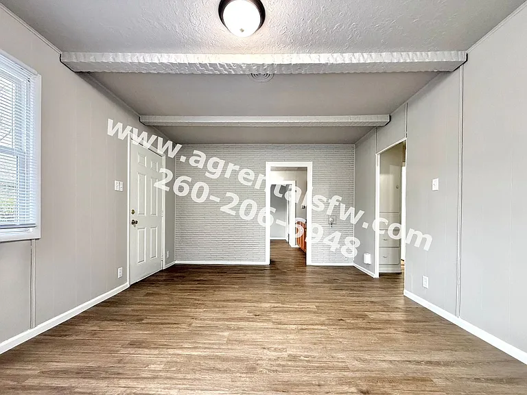 1322 Fay Dr — Photo 3