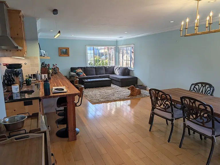 3235 Los Prados St — Photo 5