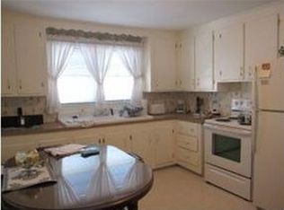 44 Hillcrest Ave, Manchester, NH 03103