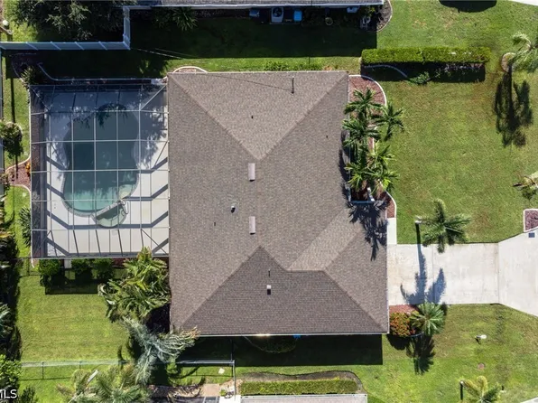 701 SE 35th Ter, Cape Coral, FL 33904