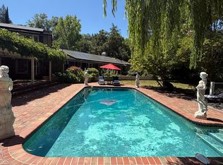 25567 Willow Pond Ln, Los Altos Hills, CA 94022