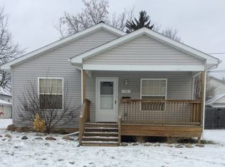 98 Forest St, Pontiac, MI 48342