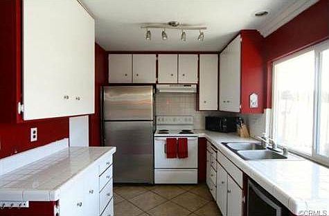 Imagine what you could do with this cozy kitchen?