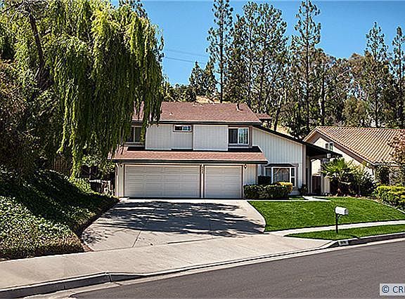 2nd image of 5890 E Camino Pinzon