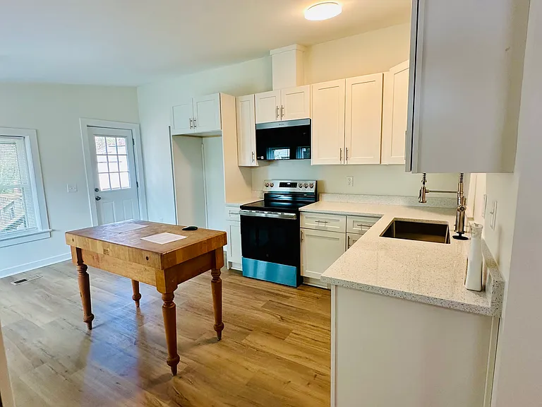 286 Saint Christopher Cir — Photo 12