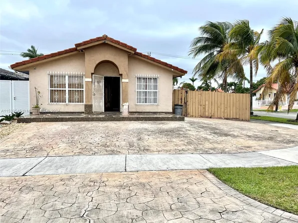 9190 NW 114th Ter, Hialeah Gardens, FL 33018