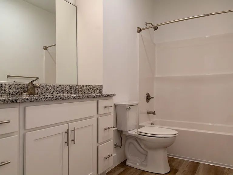 Middletown Flats - Guest Bathroom - NEW CONSTRUCTION