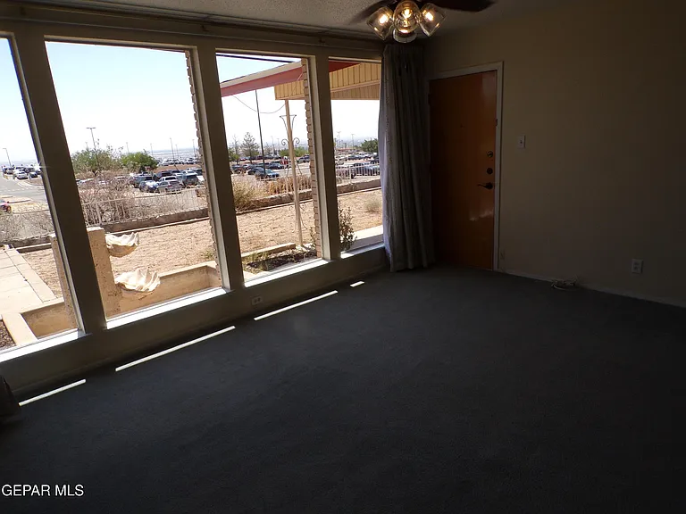 4820 Louisiana St — Photo 36