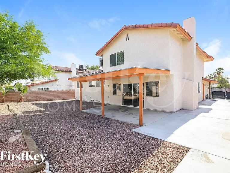 3775 Duneville St — Photo 15