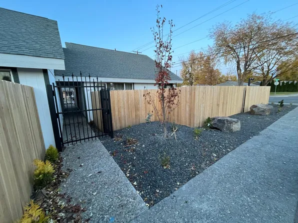 1402 W 2nd Ave #C, Kennewick, WA 99336