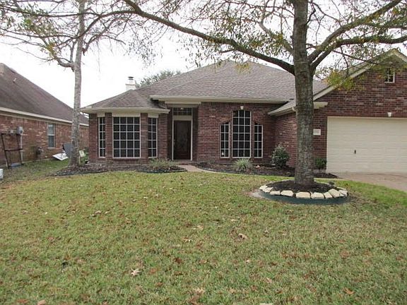 3rd image of 13711 Anderson Woods Dr