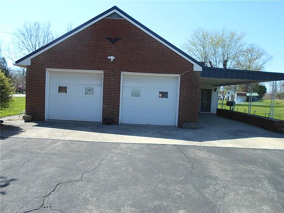 4th image of 2979 Raymond Ave