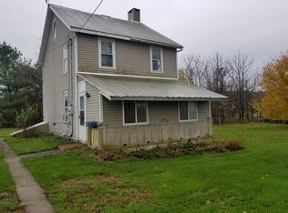206 Wolf Rock Rd, Paradise, PA 17562