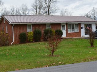 4123 Ranch Rd, Johnson City, TN 37601