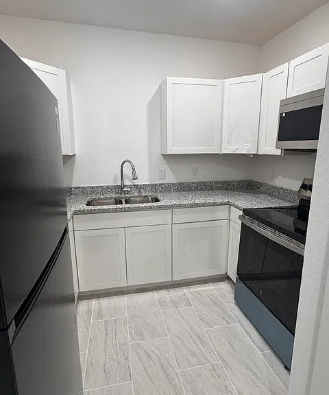 8503 S Flores St #1101 — Photo 2