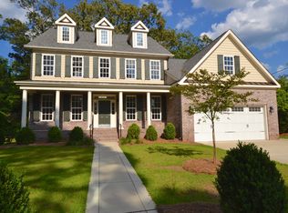 217 Devane St, Fayetteville, NC 28305