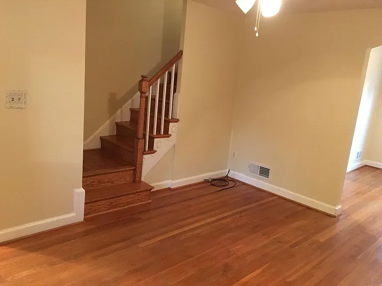 239 Evans Ln — Photo 4