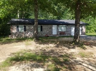 2396 Shorty Barnes Rd, Crossville, TN 38571