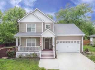 2 Greenwood Ave, Greenville, SC 29615