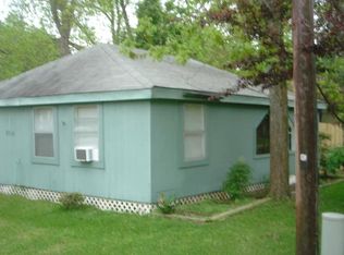 4202 Warren St, Bacliff, TX 77518