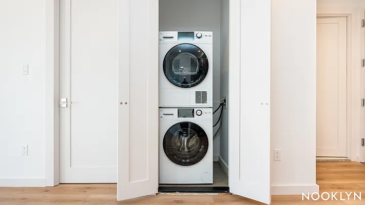 Rented by Nooklyn NYC LLC | media 183