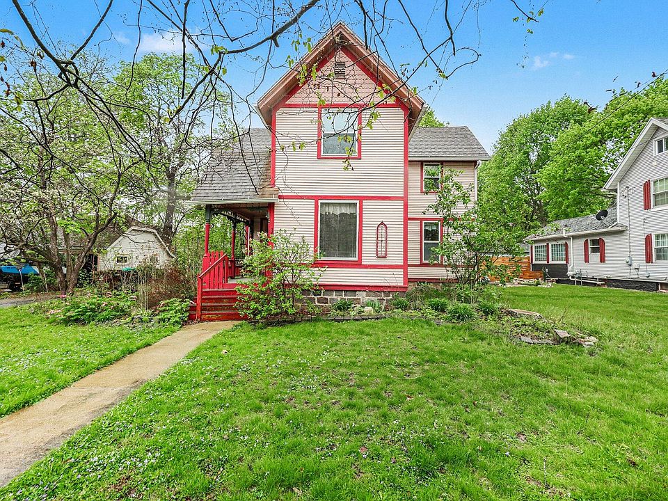 1st image of 109 Crandall St