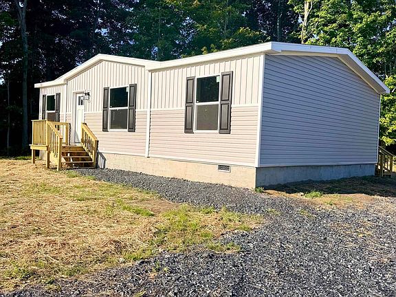 2nd image of 120 Meadow Run