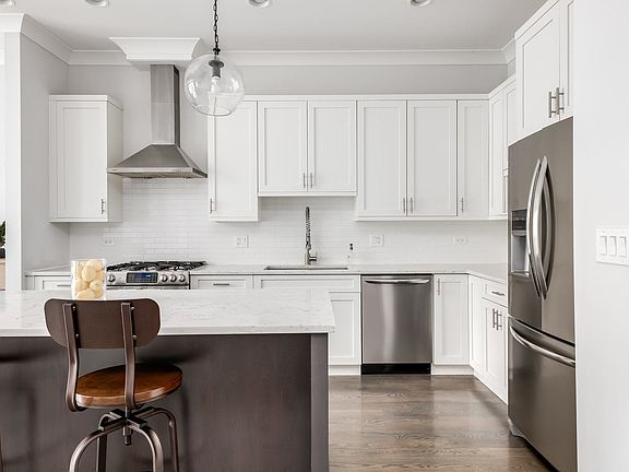 4th image of 4836 N Damen Ave #3