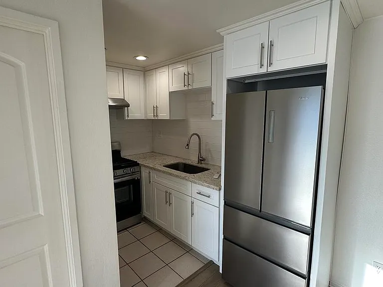 7705 Kraft Ave — Photo 2